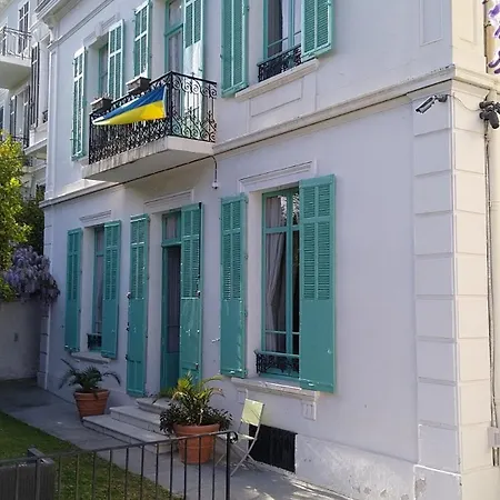 Festival R1 Maison d'hôtes Cannes